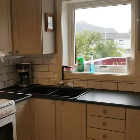 Nyrenovert Med Gratis Parkering Appartement *